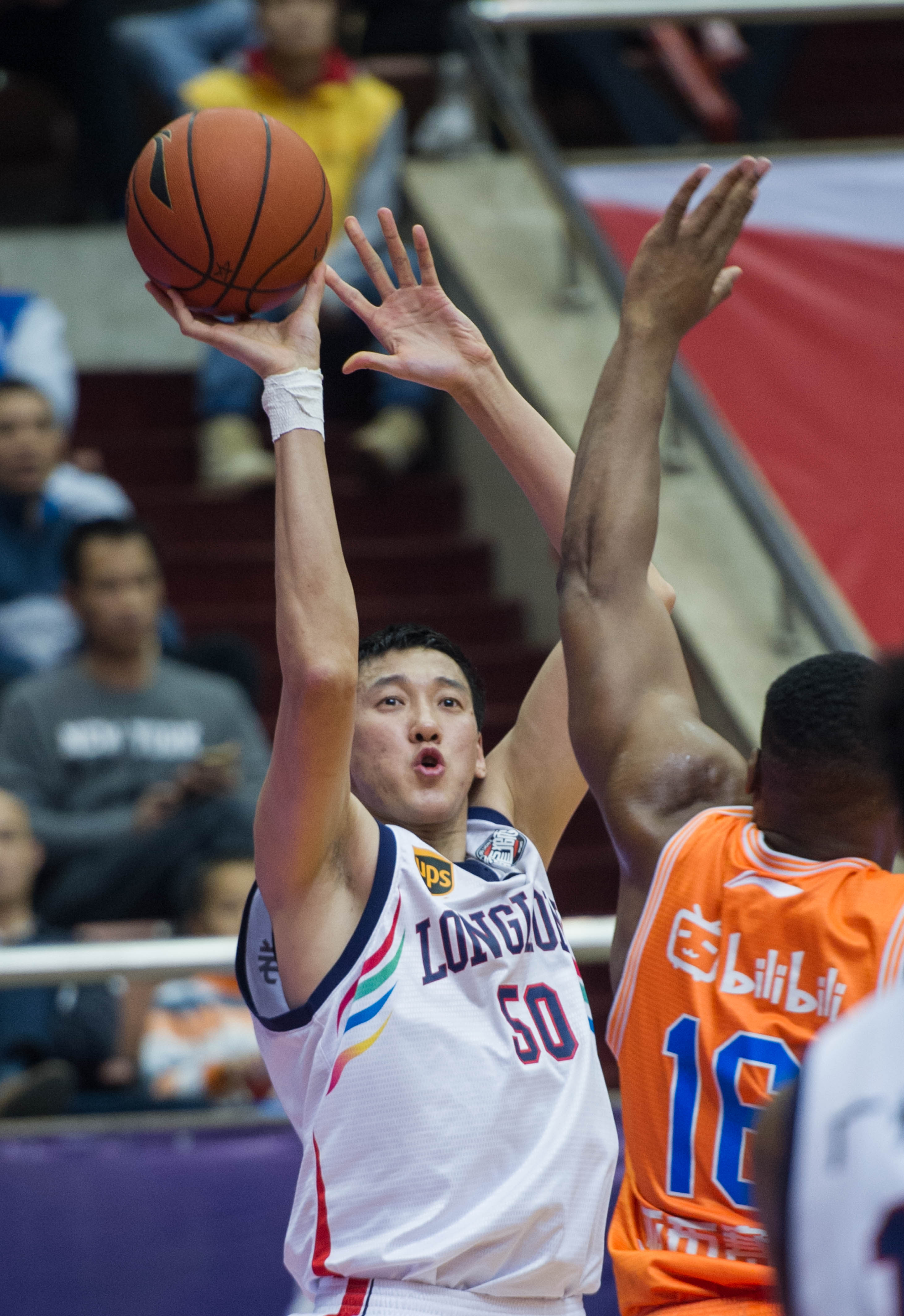 备受瞩目的 备受瞩目的