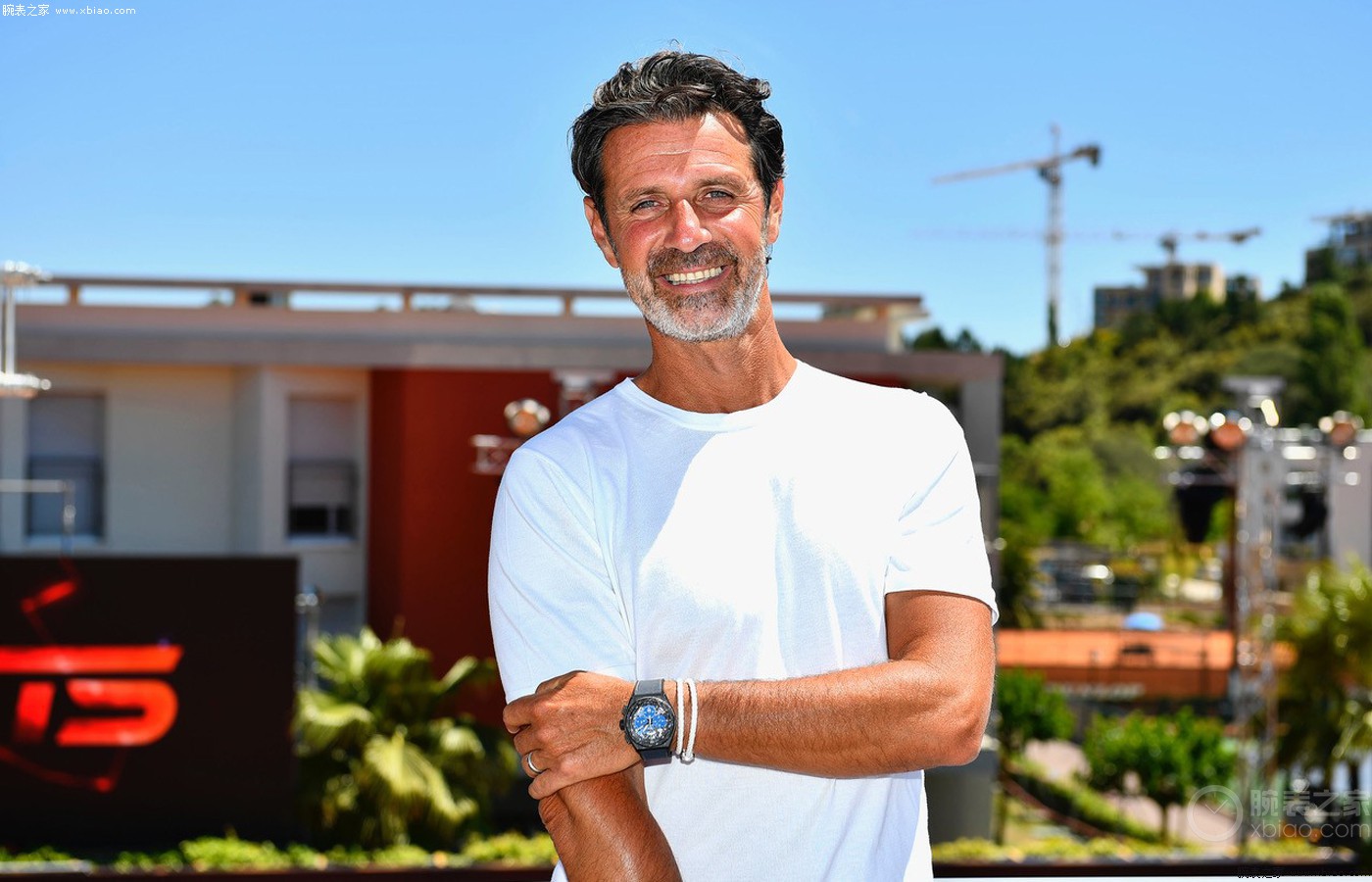 局与多个社 局与多个社