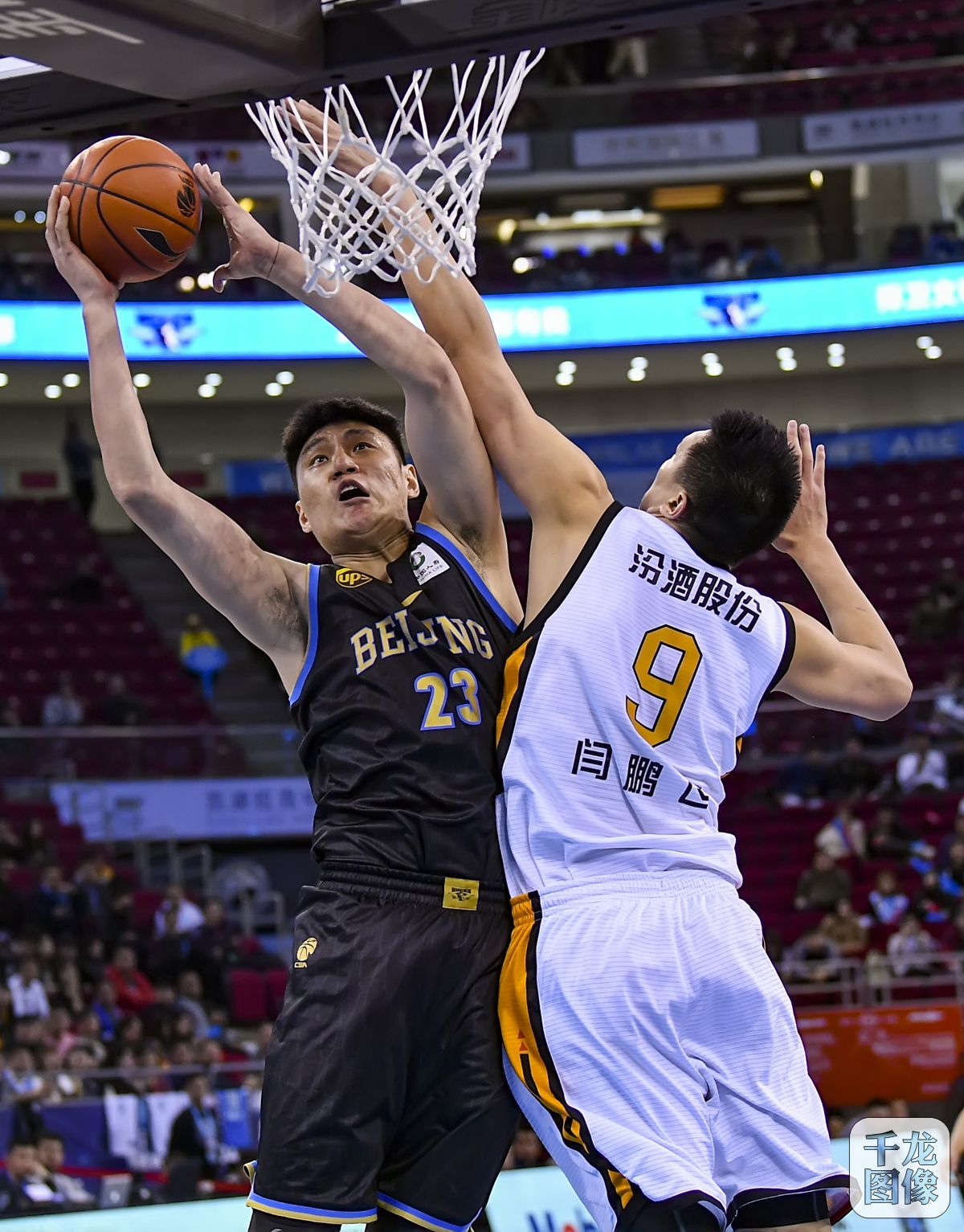 突击与女队 突击与女队